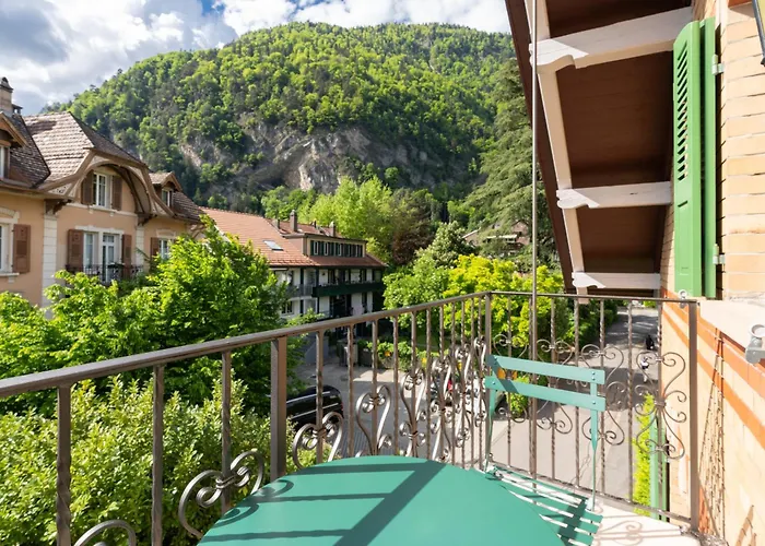 Betweenlakes 1st Floor شقة