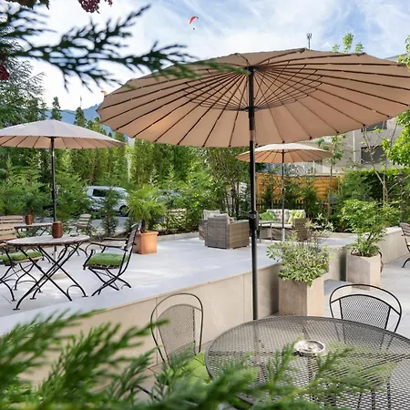 Betweenlakes 1st Floor Apartment *