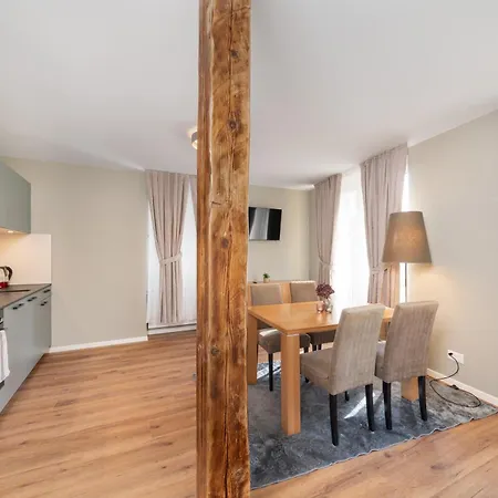 Betweenlakes 1st Floor * Interlaken